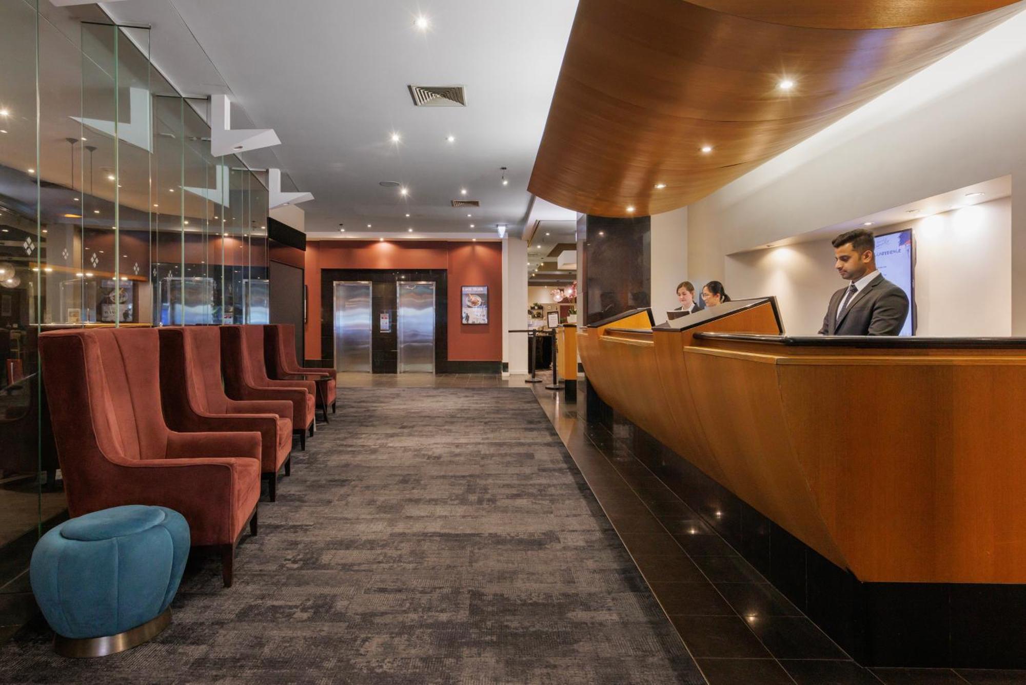 Hotel Grand Chancellor Мелбърн Екстериор снимка